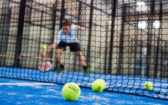 Padel-Tennis-Blue-court